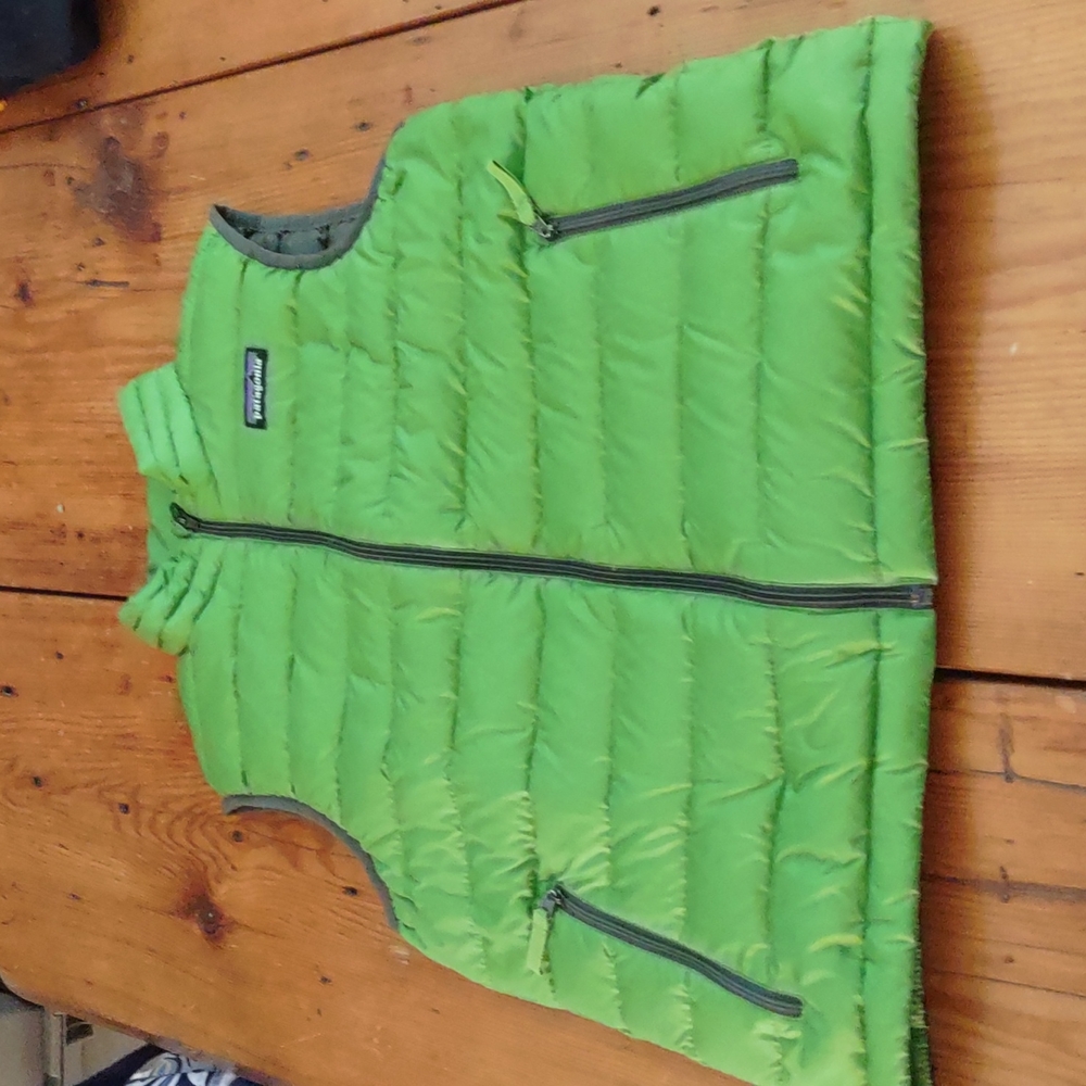 Patagonia Kids Green Puffer Vest